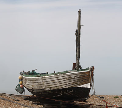 ספינה ישנה    סירה ישנה 129  _Old_boat_at_Dungeness