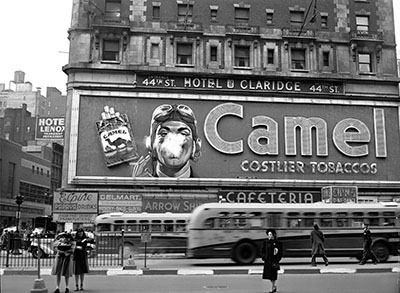 ניו יורק   New York City_1943_time_sqere_smoke