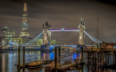 טאוור ברידג לונדון  Tower Bridge Night London   גשר טאוור ברידג לונדון  Tower Bridge Night London 