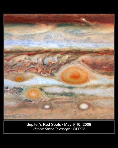  Red Spot Appears on Jupiter
