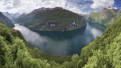 Geiranger fjord_Geirangerfjord from_rnesvingen