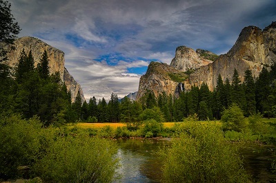 yosemite  yosemite mountains trees river landscape  יוסמיטי הרי עצים נהר נוף