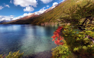 אגם בארגנטינה lake in argentina