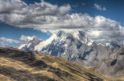 cordillera huayuash peru_mountain-landscape-cordillera-huayuash-peru