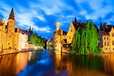 ברוז' - בלגיה  _Famous view of Bruges at night